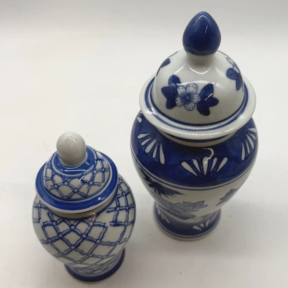 Vintage Blue and White Ceramic Ginger Jars Set of 2 Floral Lattice Chinoiserie